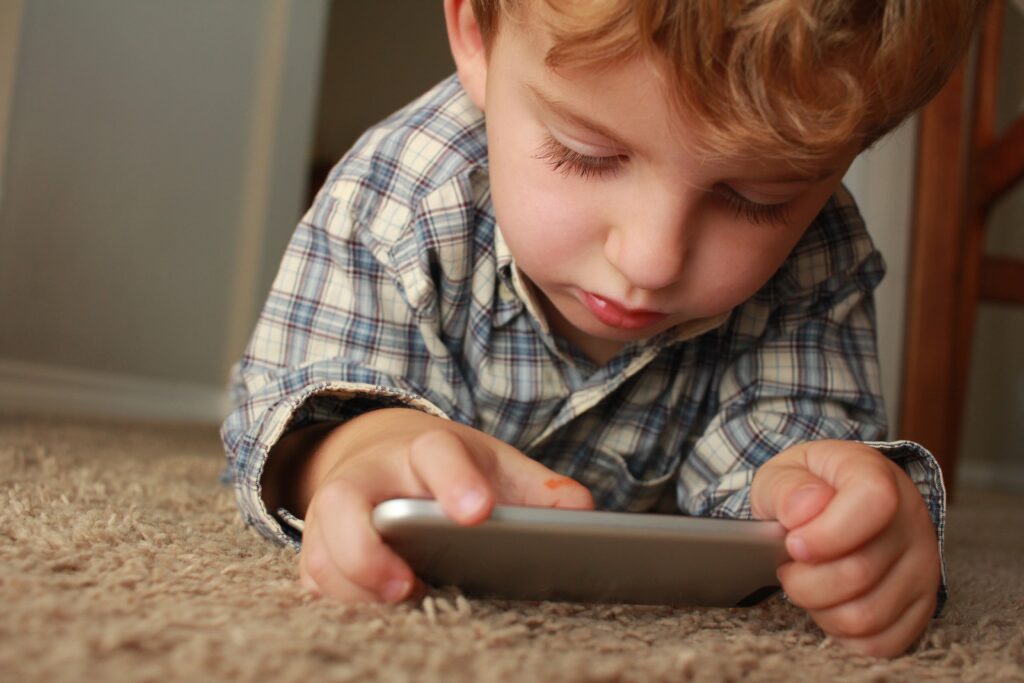 Pediatricians improve patient care with texting