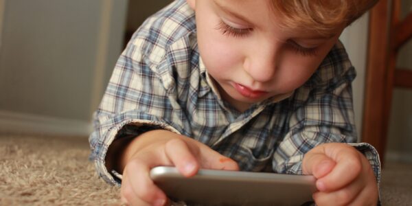 Pediatricians improve patient care with texting