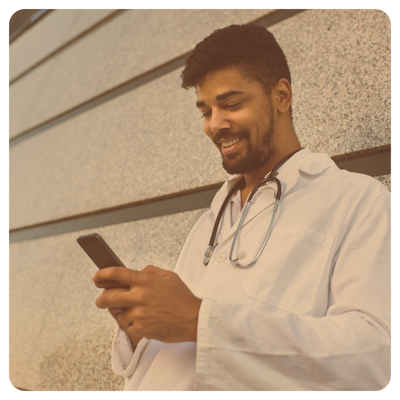 Doctor engaging in physician to physician messaging boosting team collaboration